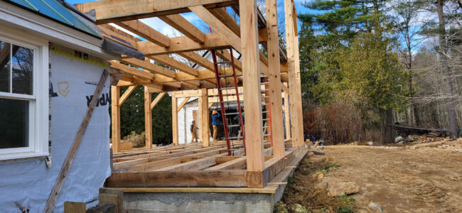 Little Carriage House With Timber Frame